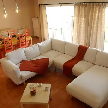 Lägenhet 2 Bedrooms With Sea View Shared Pool And Terrace At 1 Km Away From The *