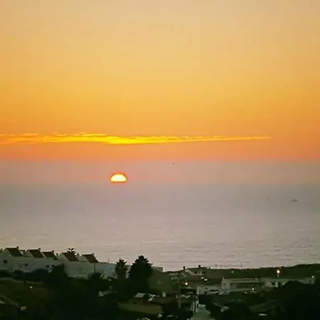 Lägenhet 2 Bedrooms With Sea View Shared Pool And Terrace At 1 Km Away From The Ericeira